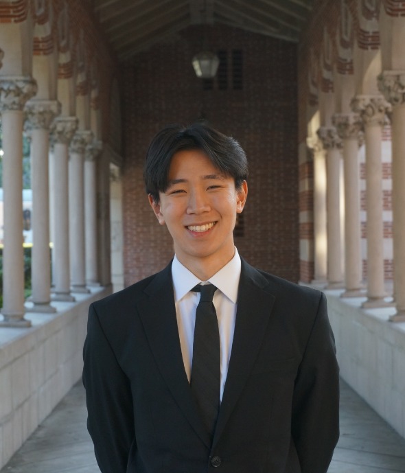 Daniel Yang