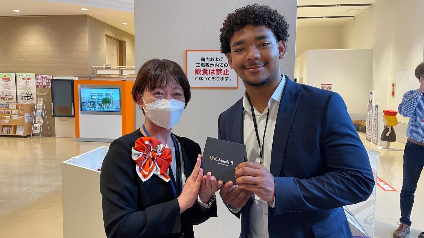 LInC students met with business executives at global brands, including Kikkoman.