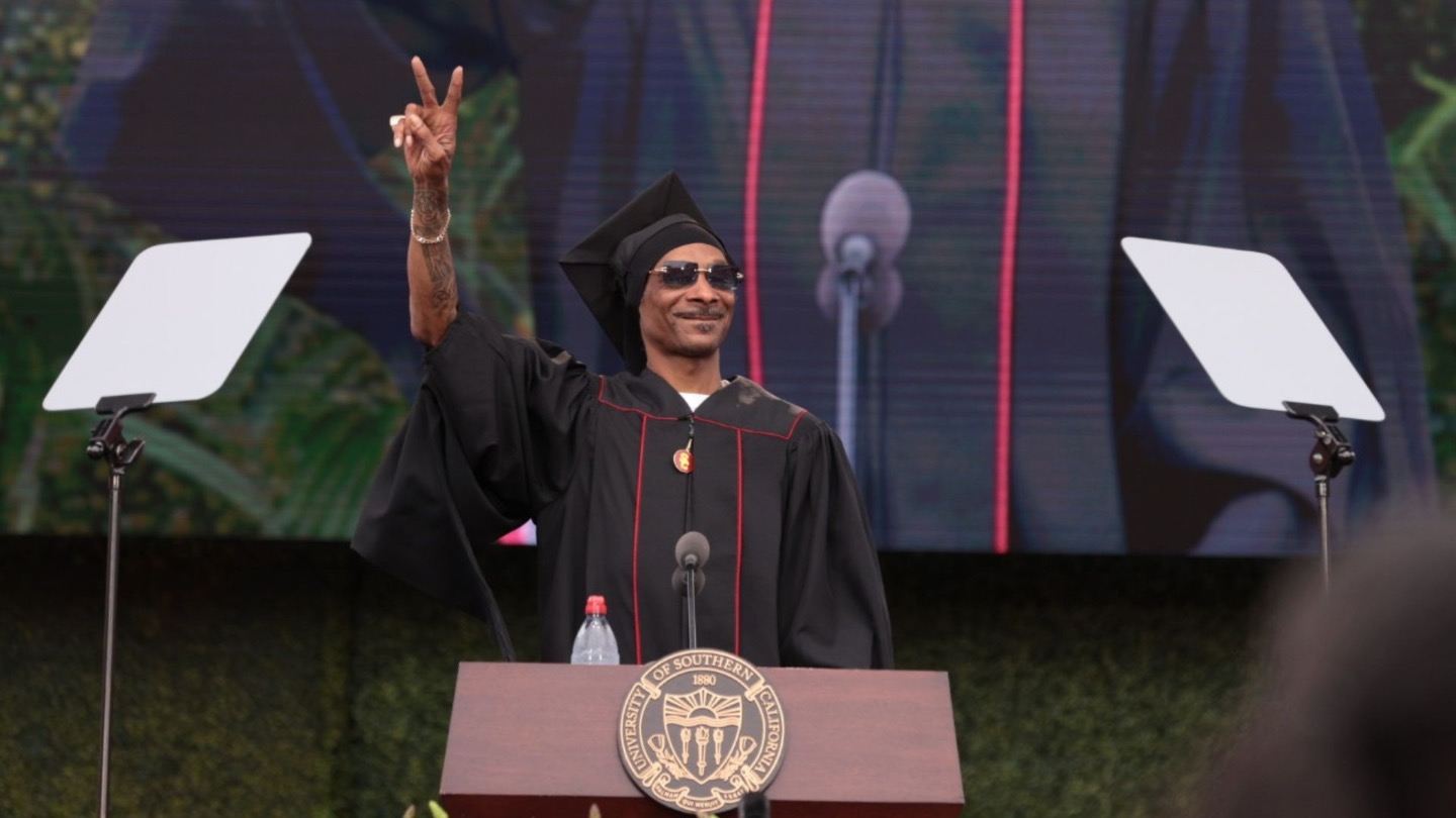 Snoop Dogg Speaks at Commencement