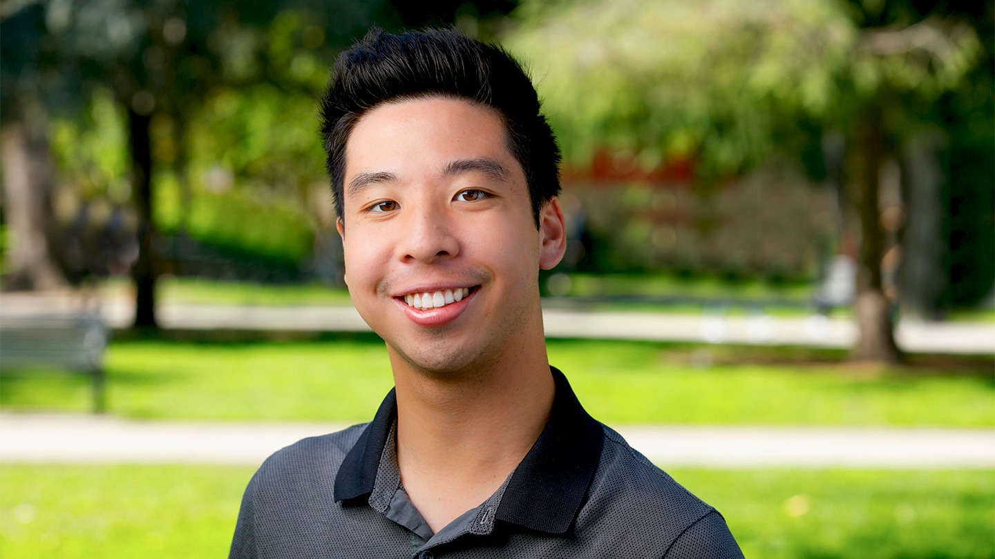 Color photograph of USC Marshall student Dylan Huey.