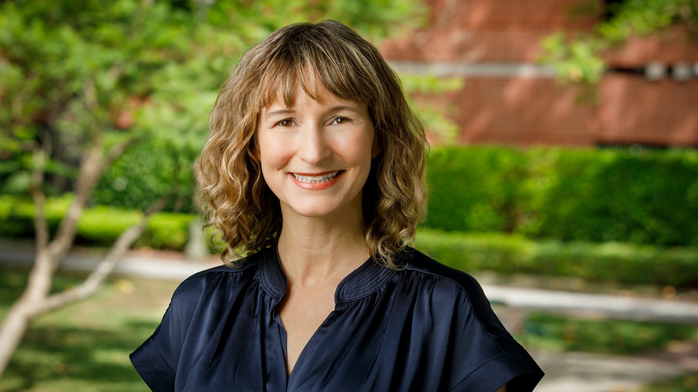 Color photograph of USC Marshall professor Leigh Tost.