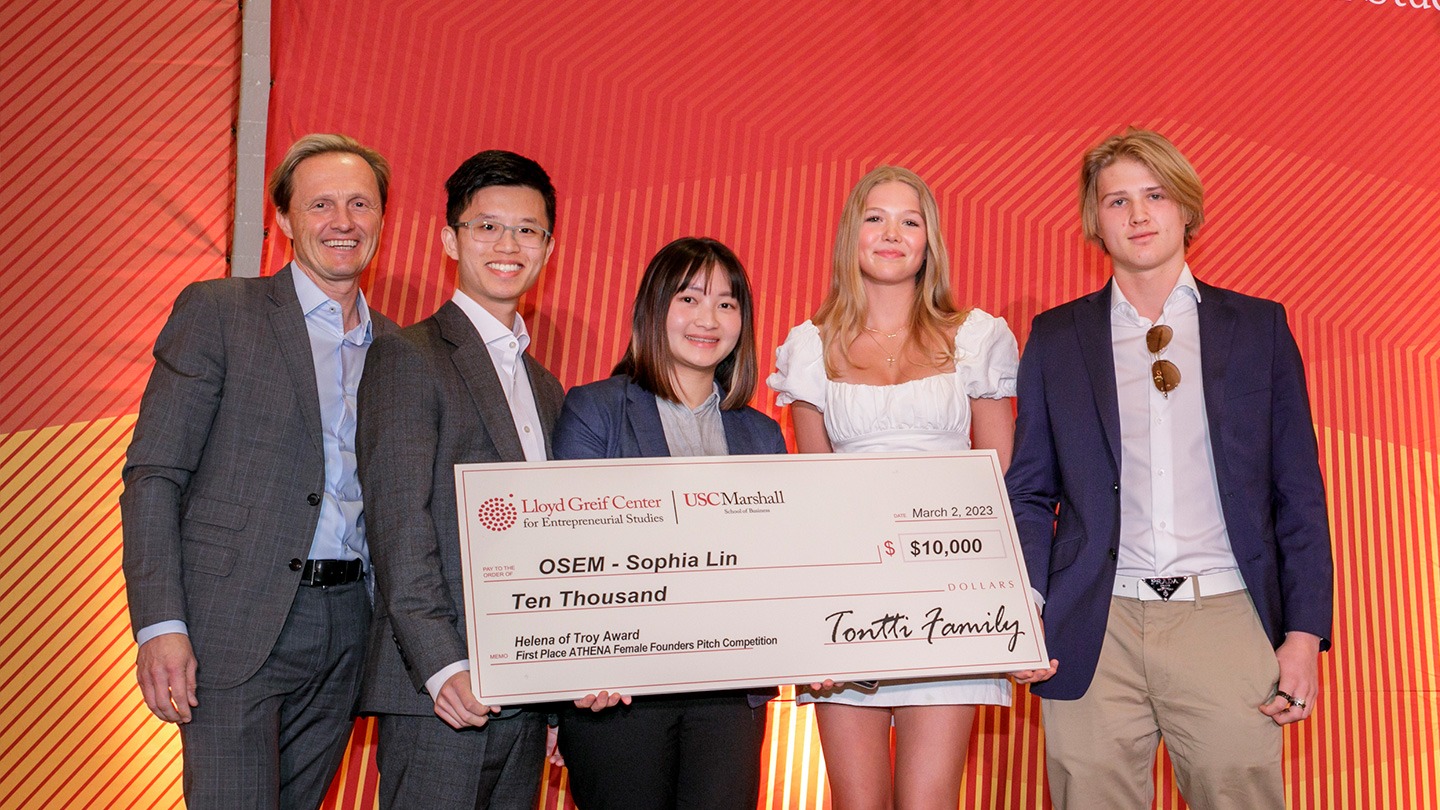 Winners of the fifth annual Women’s Pitch Competition with members of Helena Yli-Renko’s family.