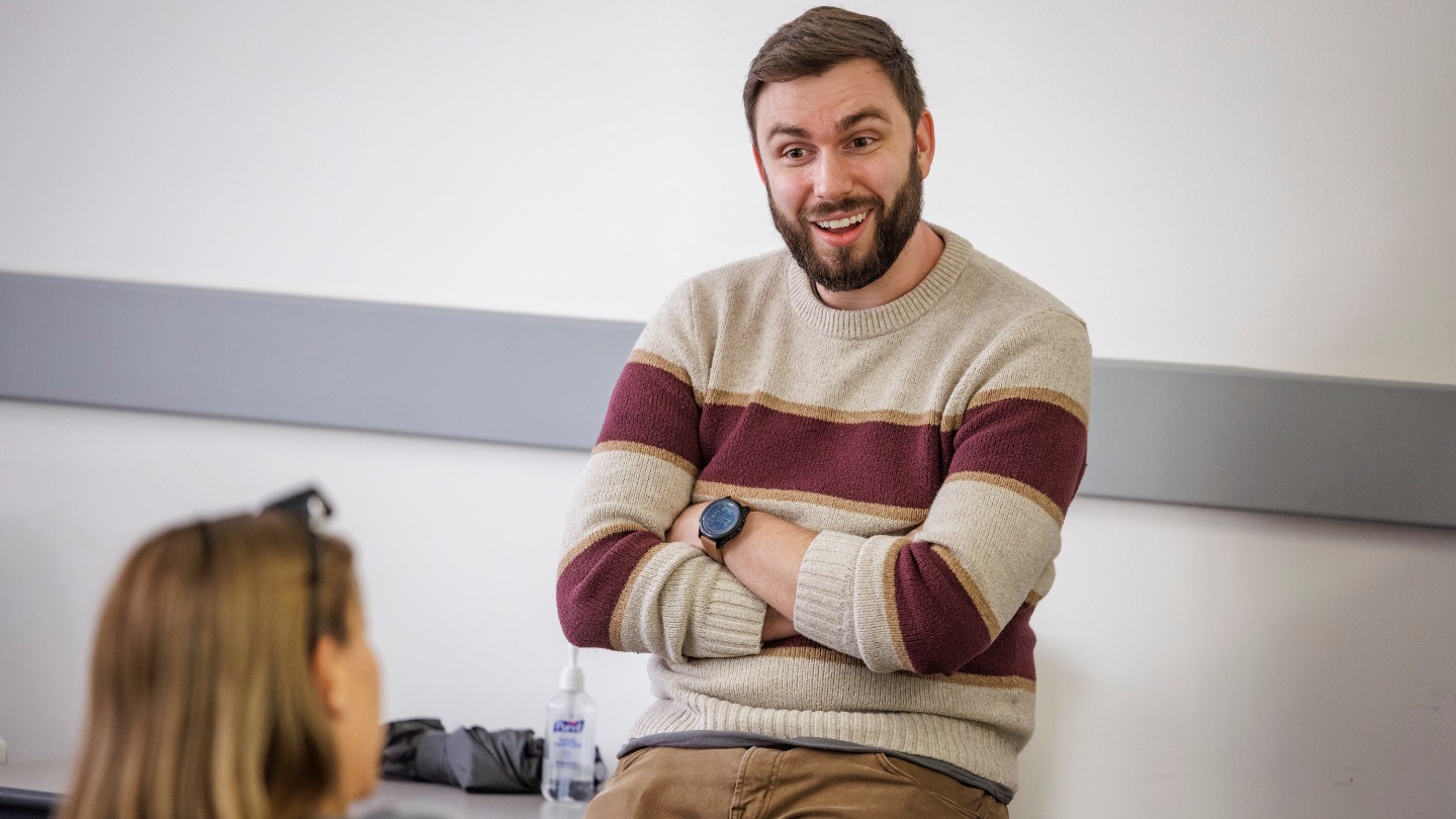 Charlie Hannigan teaching AI for Business