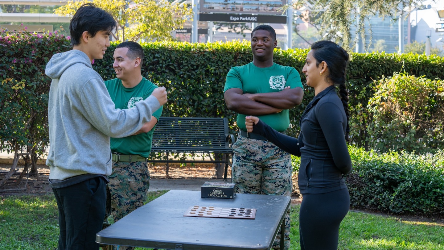 GLP first-years take part in a relay checkers race