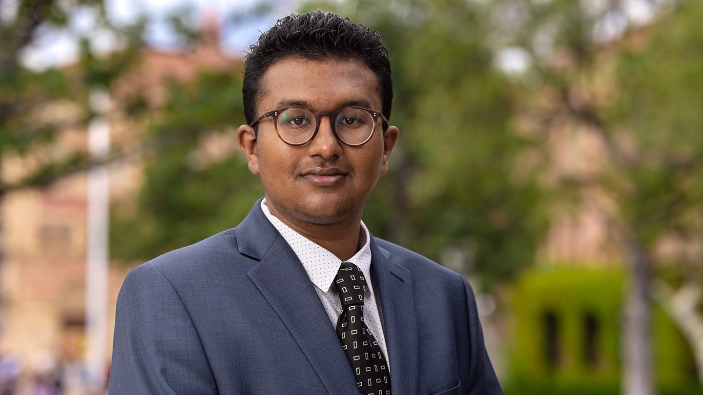 Color photograph of USC Marshall student Moksh Rajput.