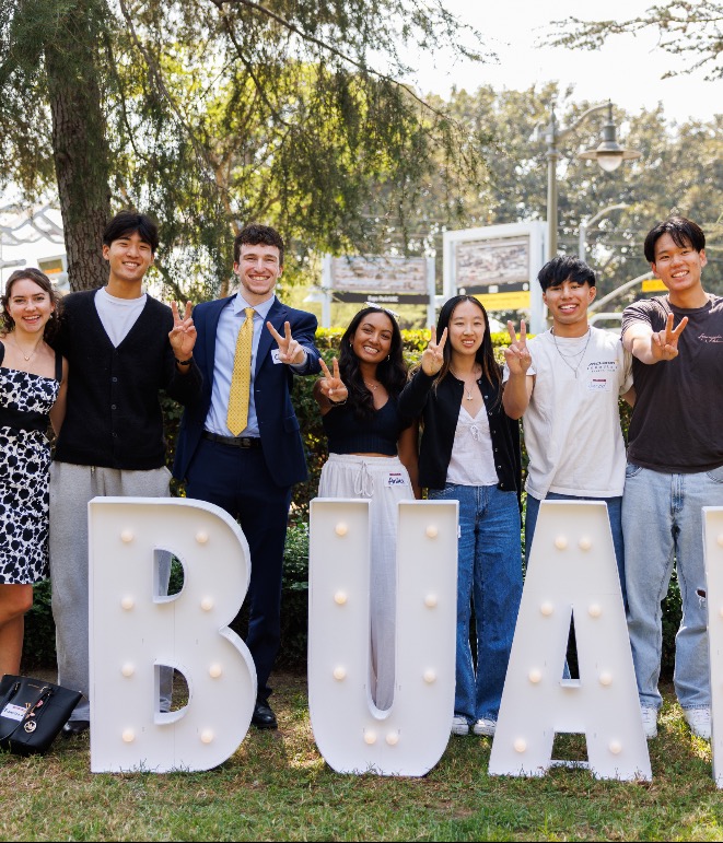 Students at Fall Welcome Event
