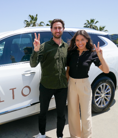 Two Marshall Alumni Lead the Ride-Share Market in LA