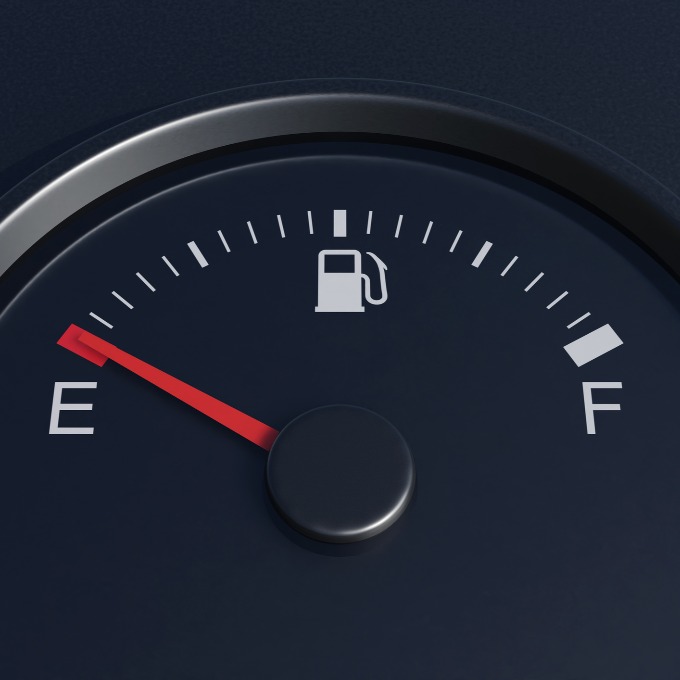 a fuel gauge on E
