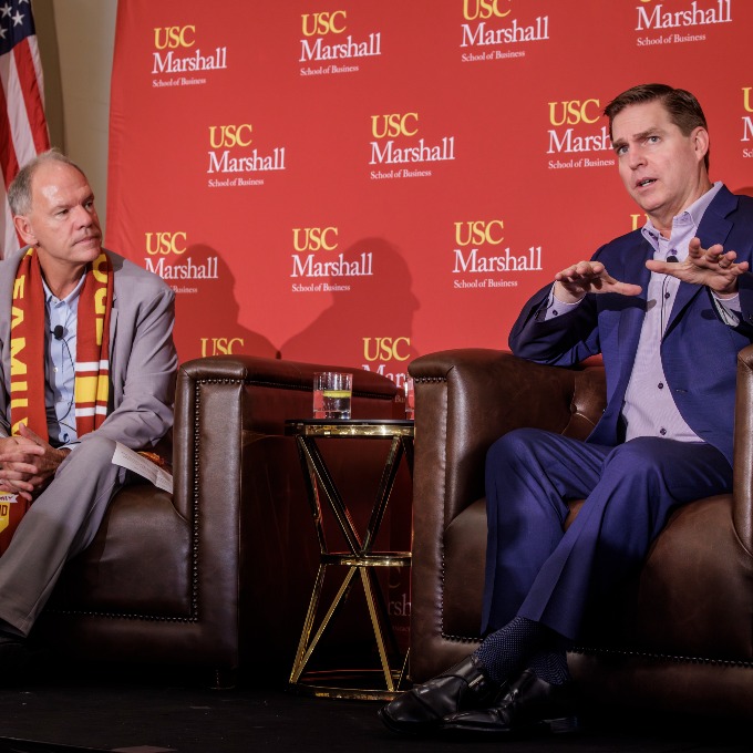 Geoffrey Garrett and Bret Johnsen in discussion