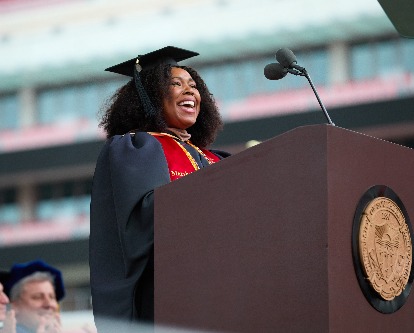 Shiressa Johnson speaking at commencement.