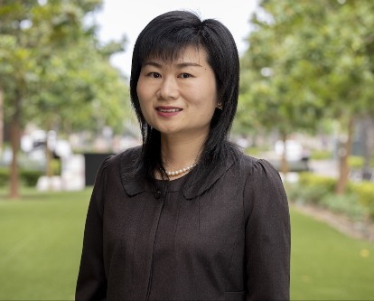 Professor Yingying Fan headshot