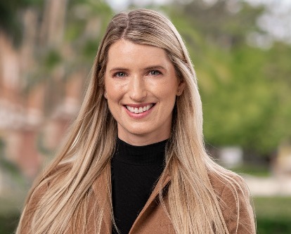 Emily Nix's headshot