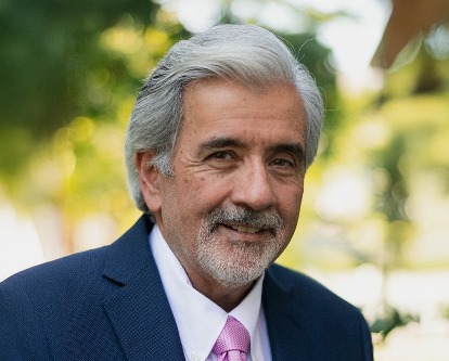 USC Marshall professor of Clinical Accounting Ruben Davila.