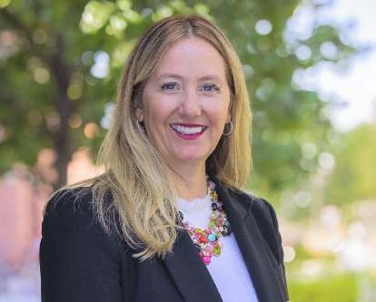 Color photograph of Nadine Watt on the campus of USC.